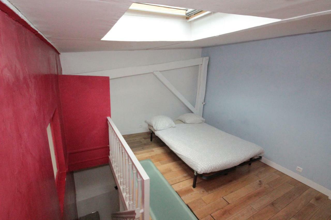 Ymmo 93500 Apartment Pantin Bagian luar foto