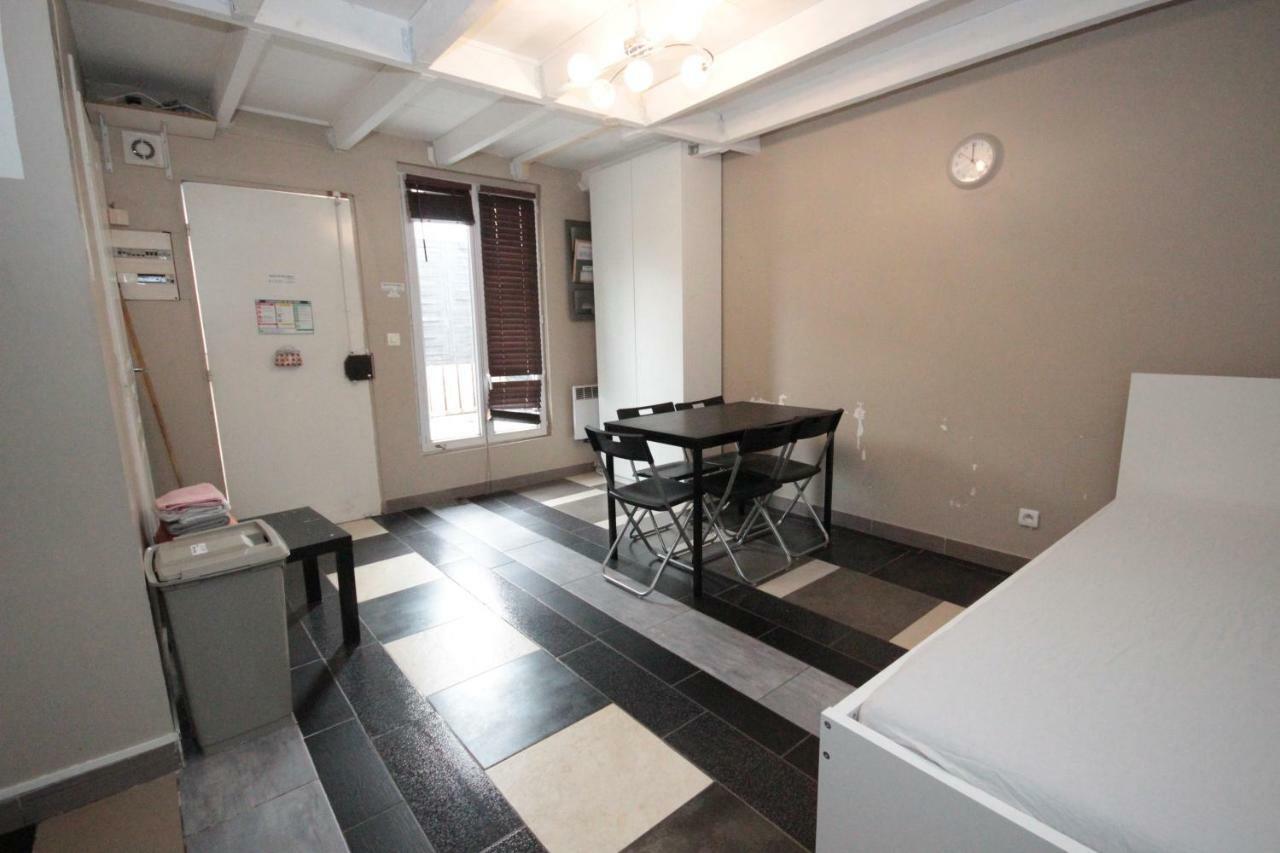 Ymmo 93500 Apartment Pantin Bagian luar foto