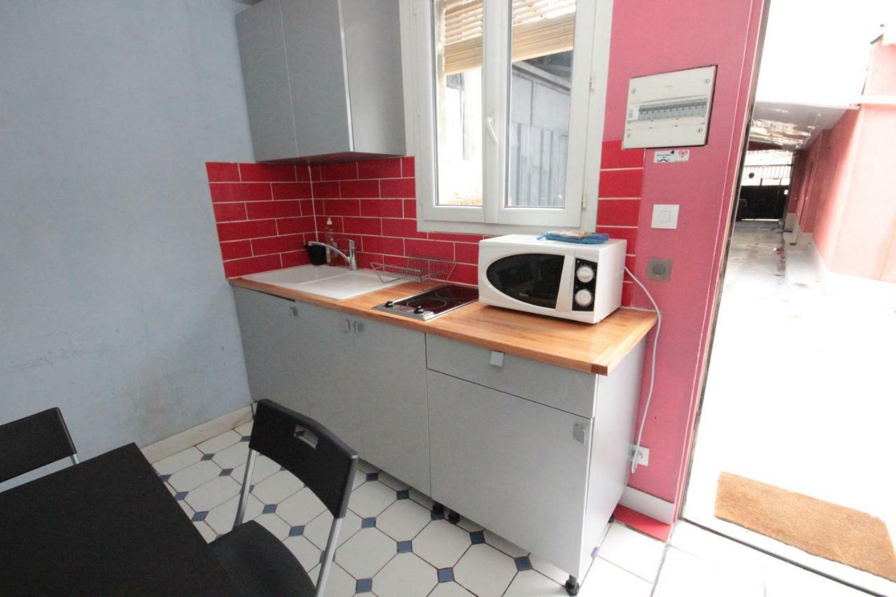 Ymmo 93500 Apartment Pantin Bagian luar foto