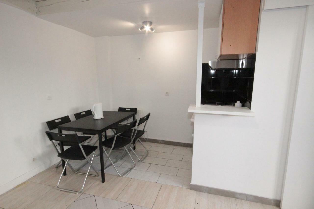 Ymmo 93500 Apartment Pantin Bagian luar foto