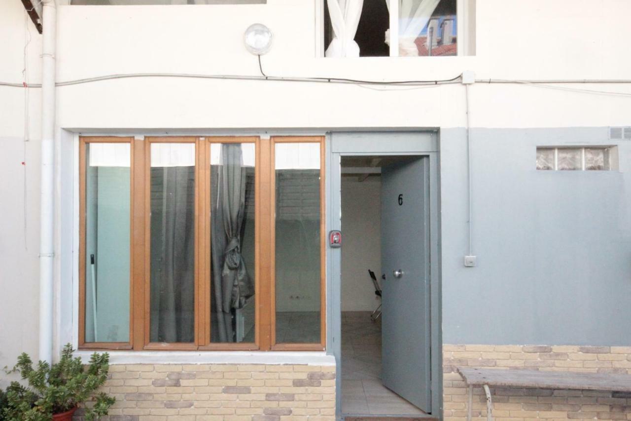 Ymmo 93500 Apartment Pantin Bagian luar foto