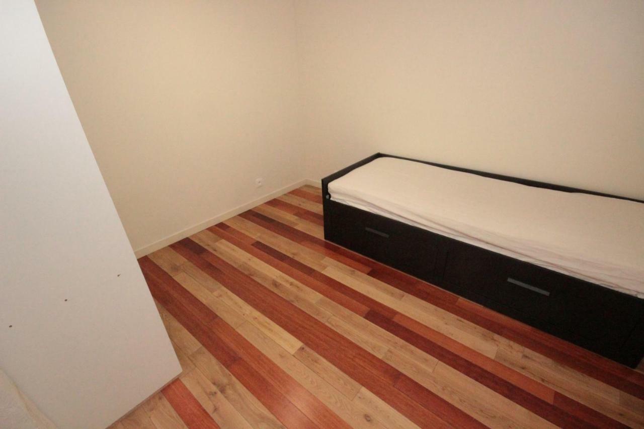 Ymmo 93500 Apartment Pantin Bagian luar foto