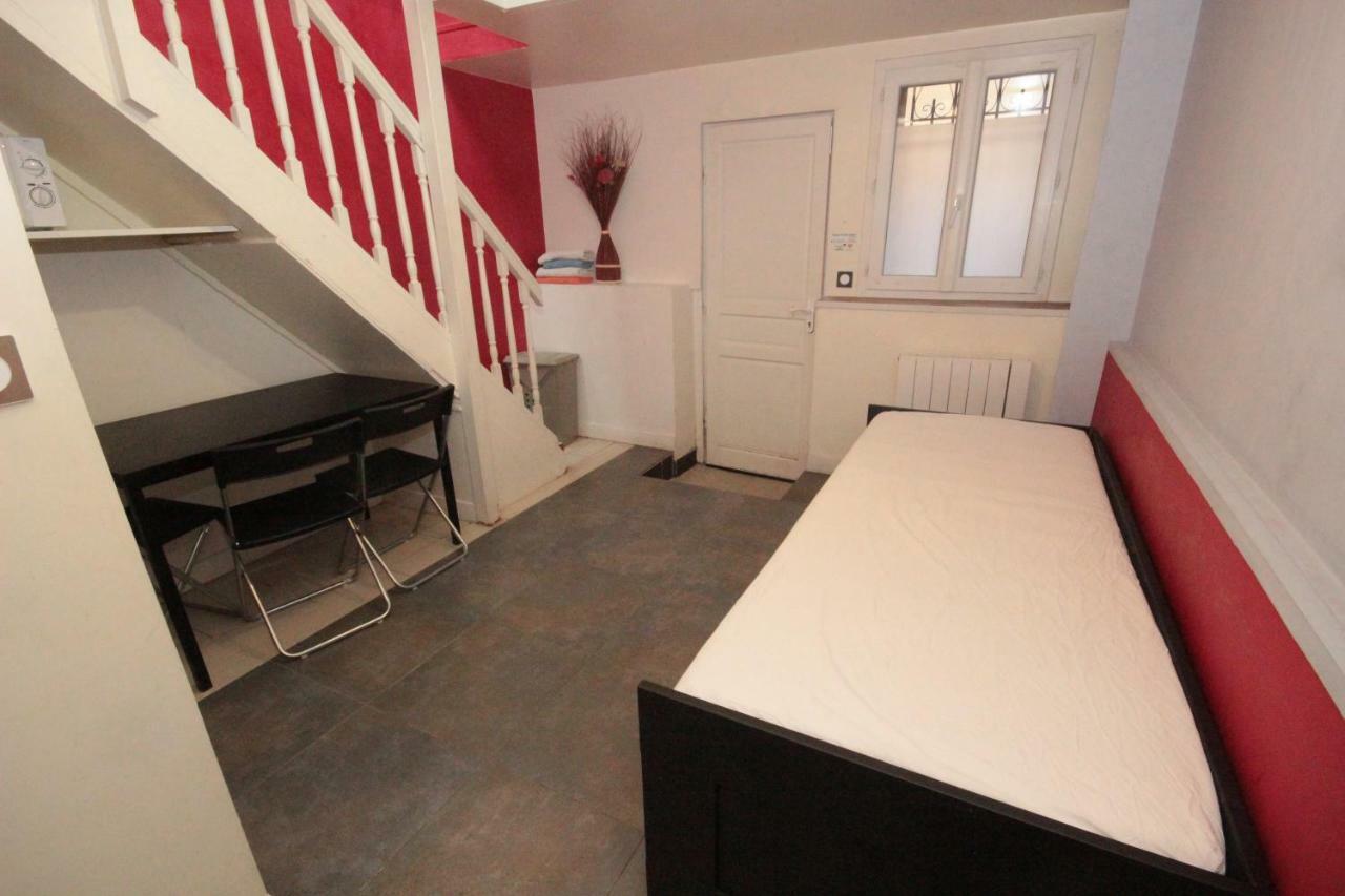 Ymmo 93500 Apartment Pantin Bagian luar foto