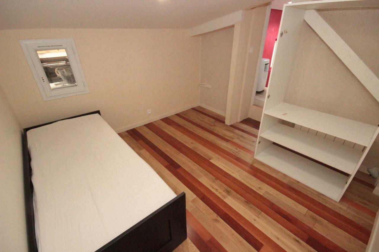 Ymmo 93500 Apartment Pantin Bagian luar foto